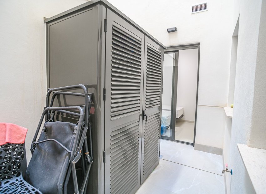 Resale - Apartment / flat - Torrevieia - Torrevieja