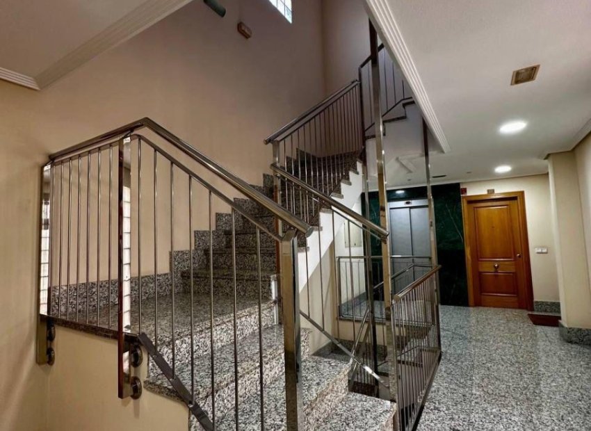 Resale - Apartment / flat - Torrevieia - Torrevieja