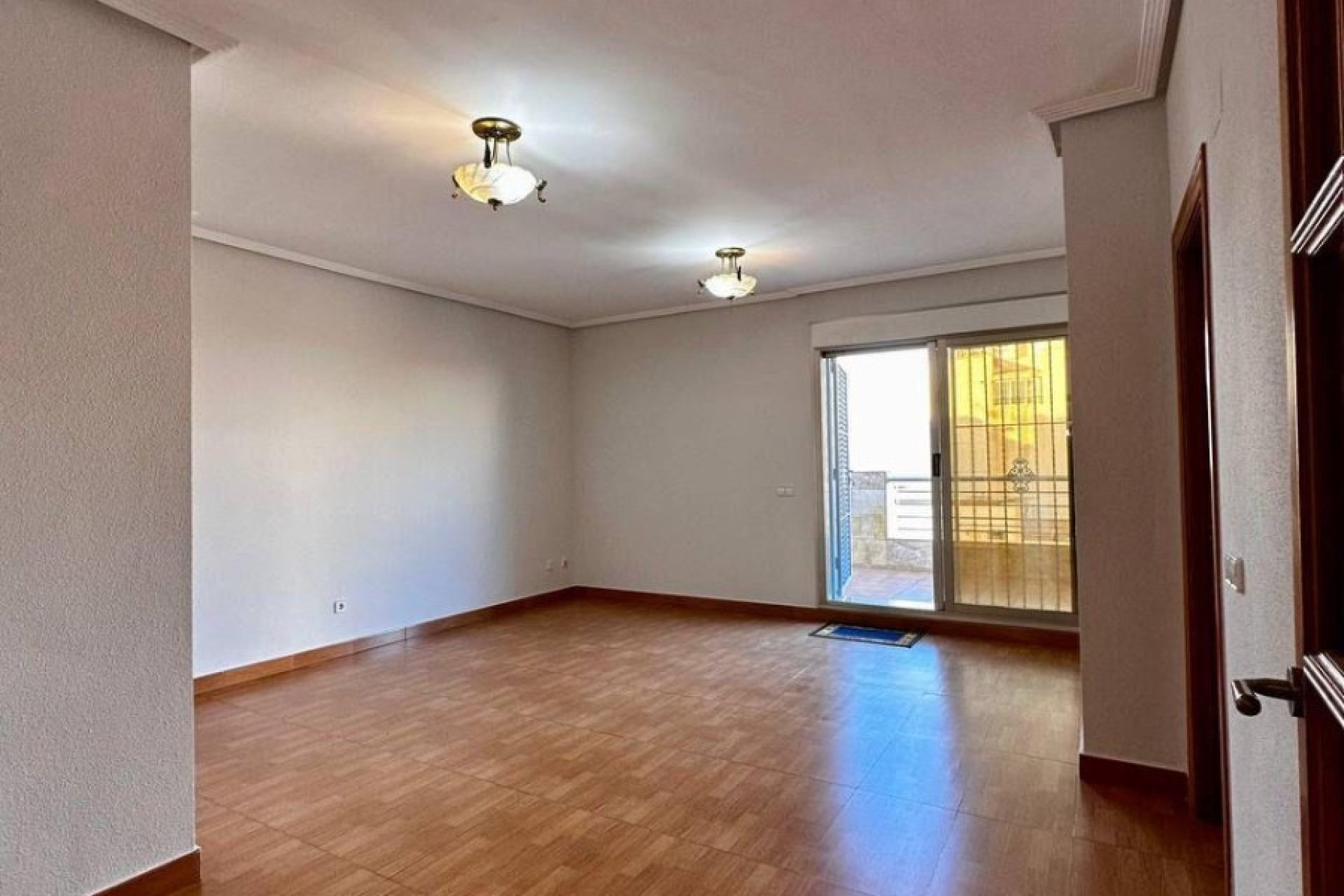 Resale - Apartment / flat - Torrevieia - Torrevieja