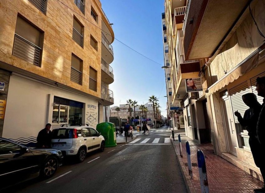 Resale - Apartment / flat - Torrevieia - Torrevieja