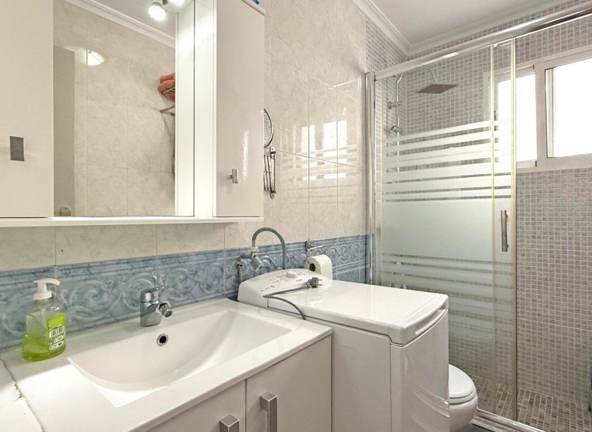 Resale - Apartment / flat - Torrevieia - Torrevieja