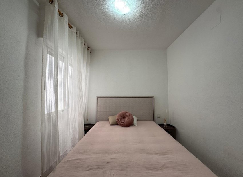 Resale - Apartment / flat - Torrevieia - Torrevieja