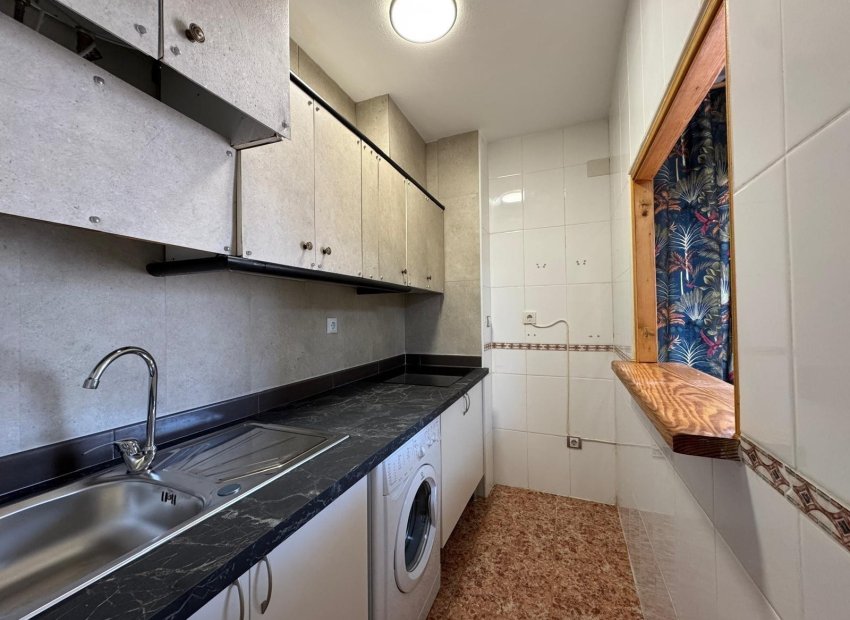 Resale - Apartment / flat - Torrevieia - Torrevieja