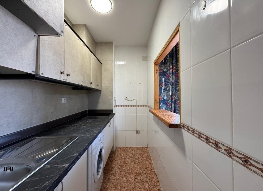 Resale - Apartment / flat - Torrevieia - Torrevieja