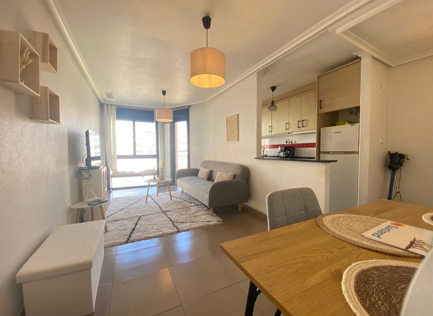 Resale - Apartment / flat - Torrevieia - Torrevieja