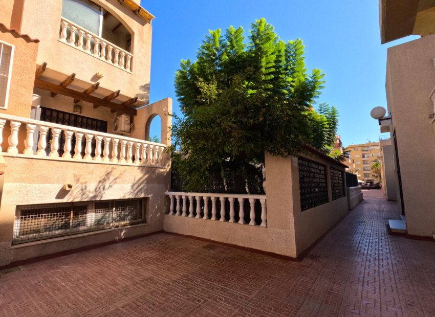 Resale - Apartment / flat - Torrevieia - Torrevieja