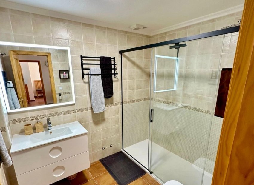 Resale - Apartment / flat - Torrevieia - Torrevieja