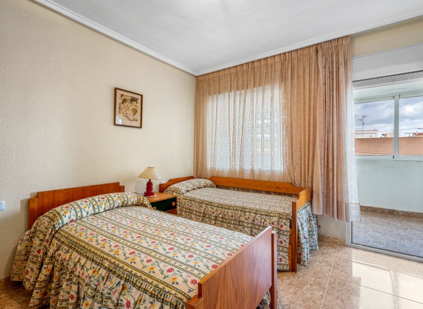 Resale - Apartment / flat - Torrevieia - Torrevieja