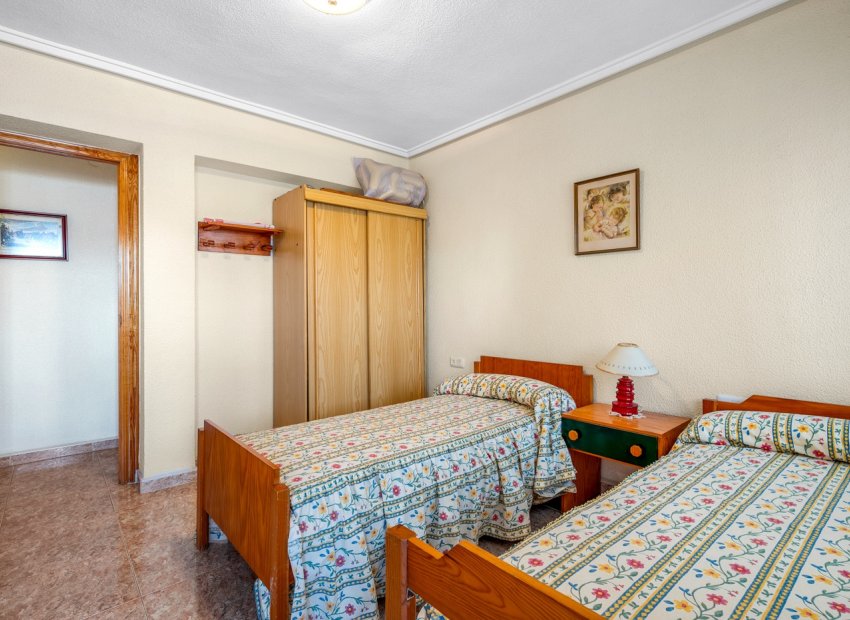 Resale - Apartment / flat - Torrevieia - Torrevieja