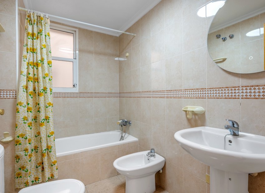 Resale - Apartment / flat - Torrevieia - Torrevieja