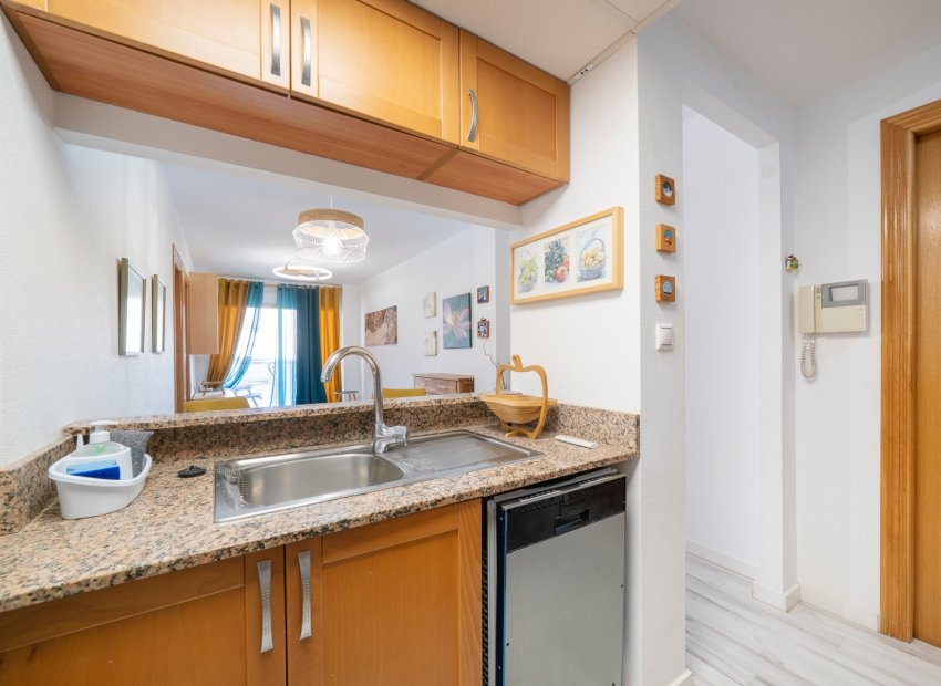 Resale - Apartment / flat - Torrevieia - Torrevieja