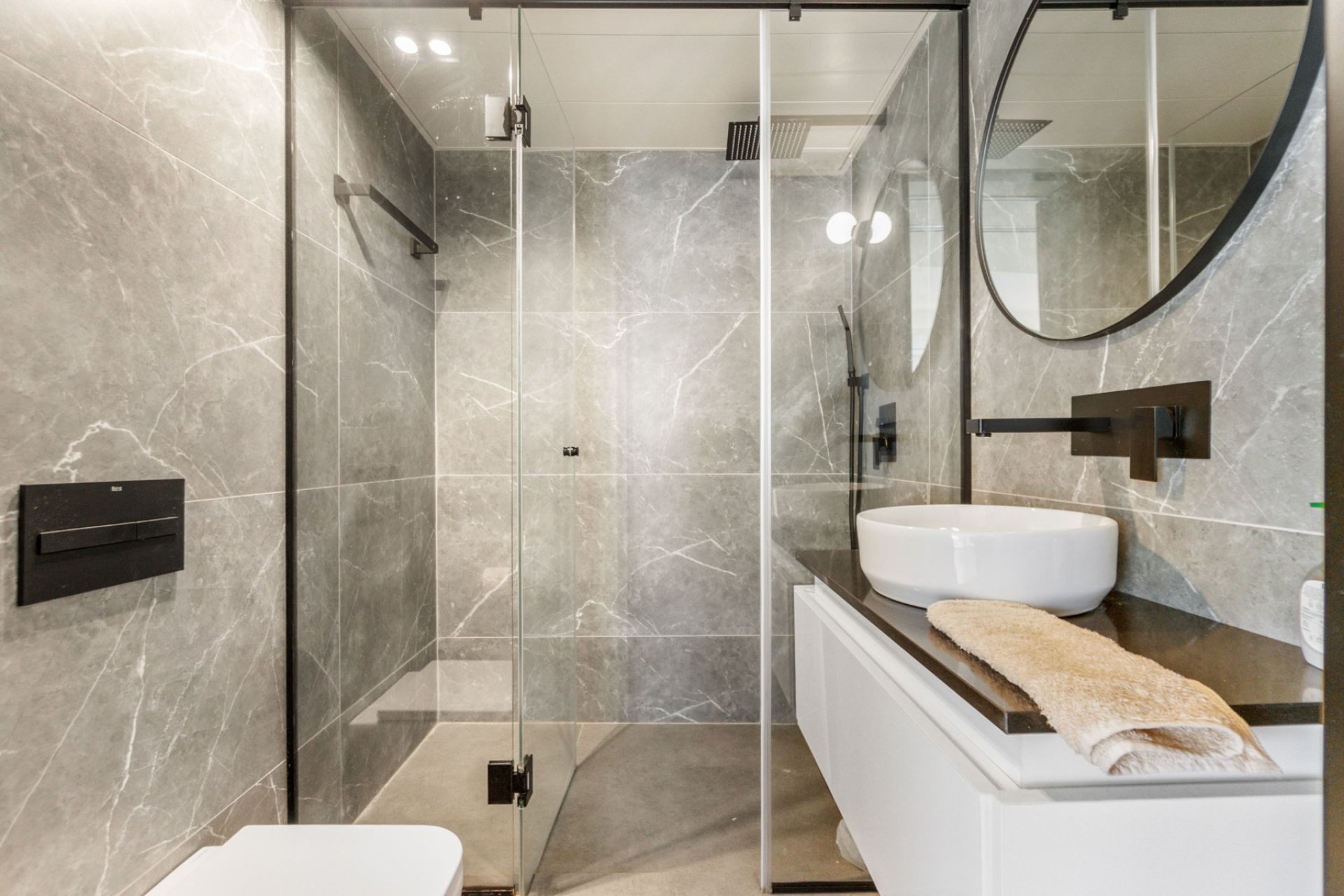 Resale - Apartment / flat - Torrevieia - Torrevieja