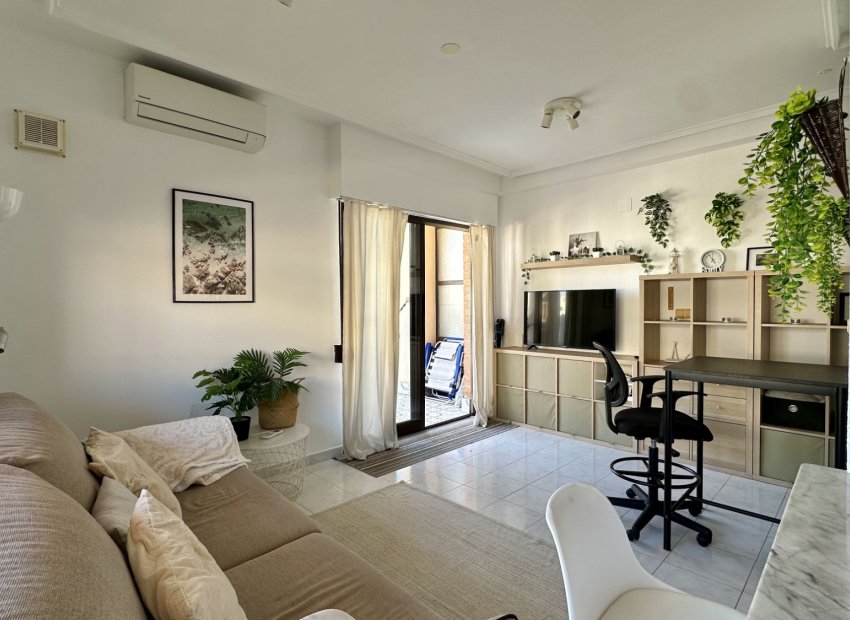 Resale - Apartment / flat - Torrevieia - Torrevieja