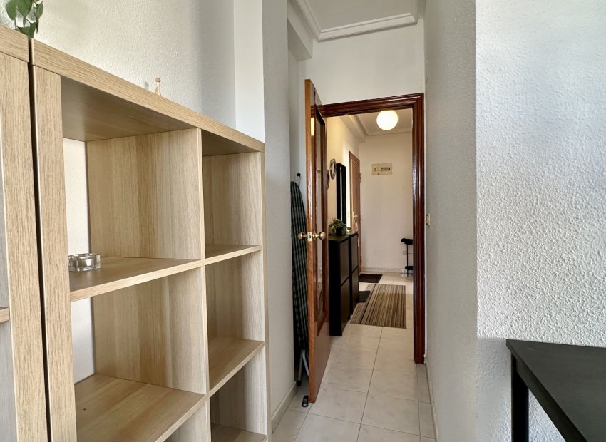 Resale - Apartment / flat - Torrevieia - Torrevieja