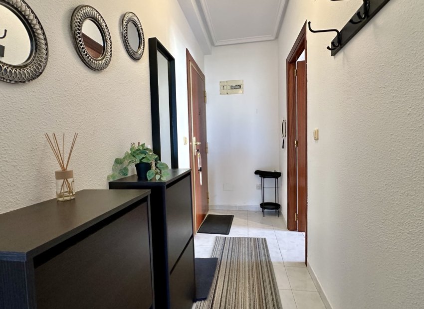 Resale - Apartment / flat - Torrevieia - Torrevieja