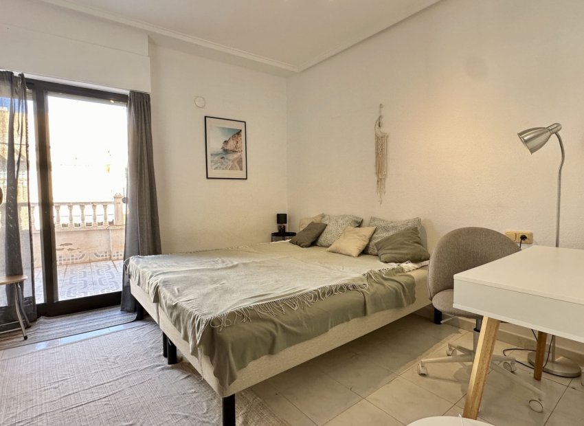 Resale - Apartment / flat - Torrevieia - Torrevieja