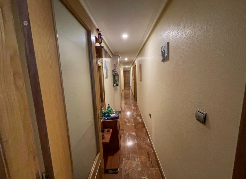 Resale - Apartment / flat - Torrevieia - Torrevieja