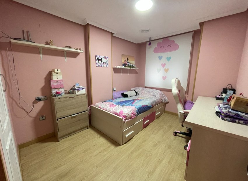 Resale - Apartment / flat - Torrevieia - Torrevieja