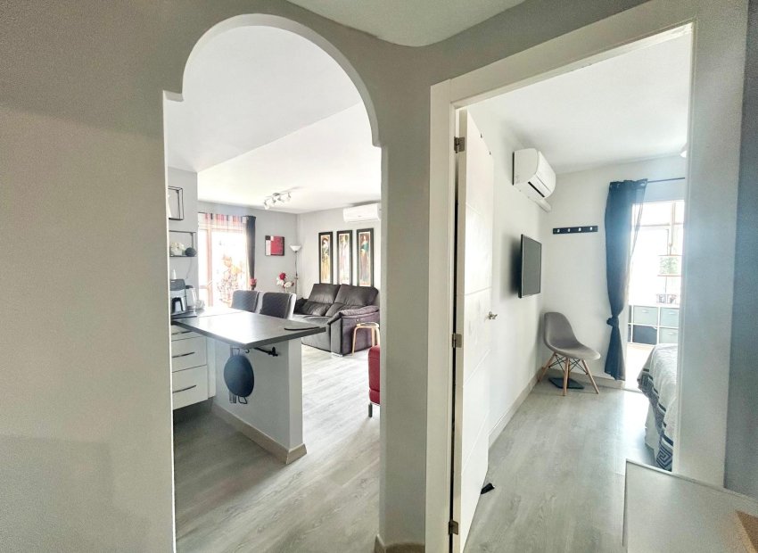 Resale - Apartment / flat - Torrevieia - Torrevieja