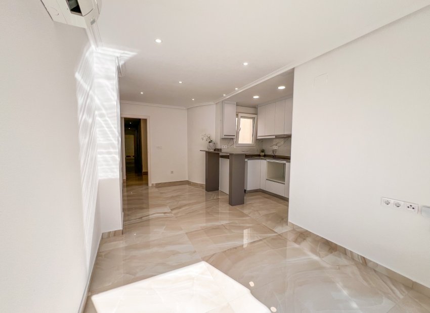 Resale - Apartment / flat - Torrevieia - Torrevieja