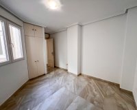 Resale - Apartment / flat - Torrevieia - Torrevieja