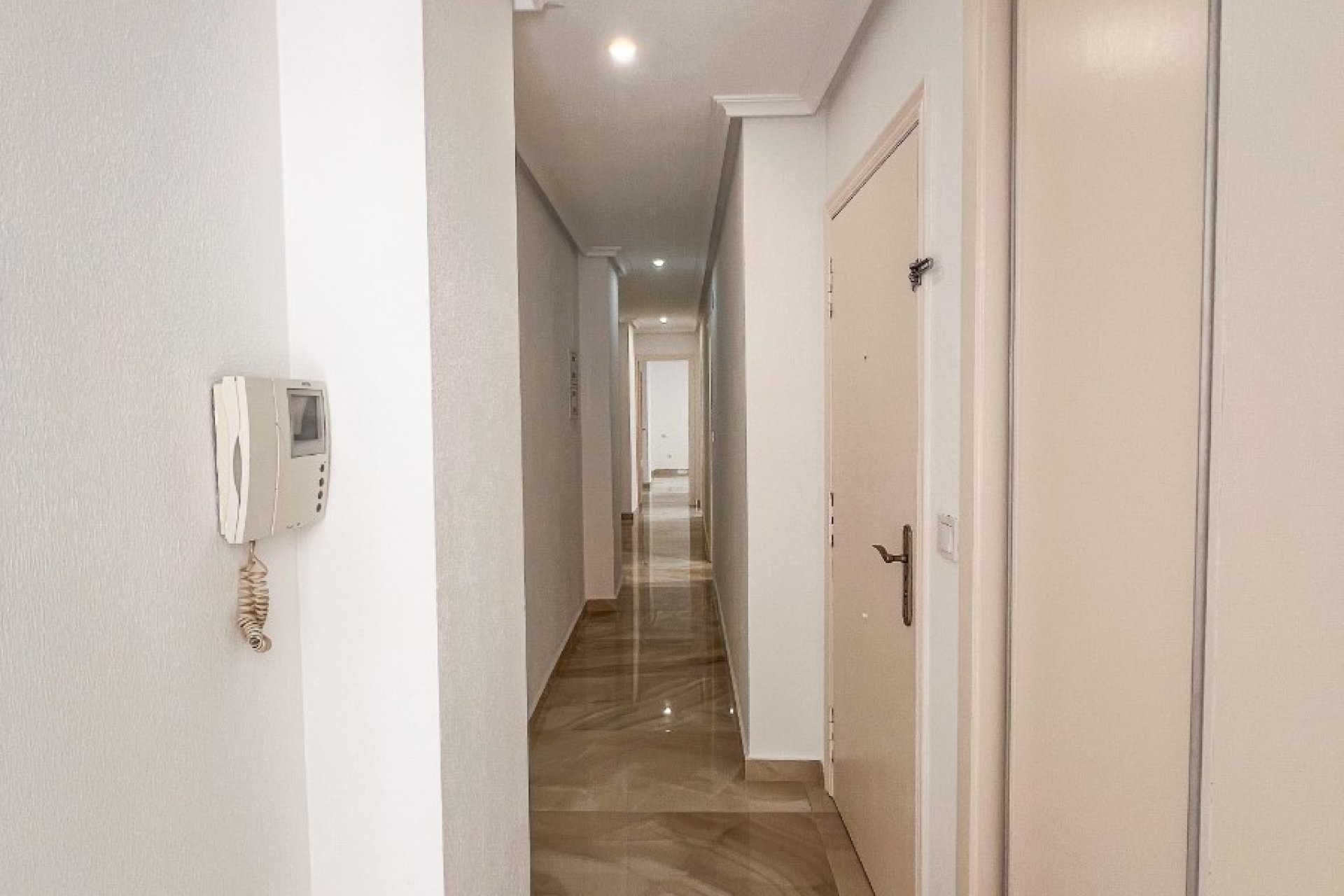 Resale - Apartment / flat - Torrevieia - Torrevieja