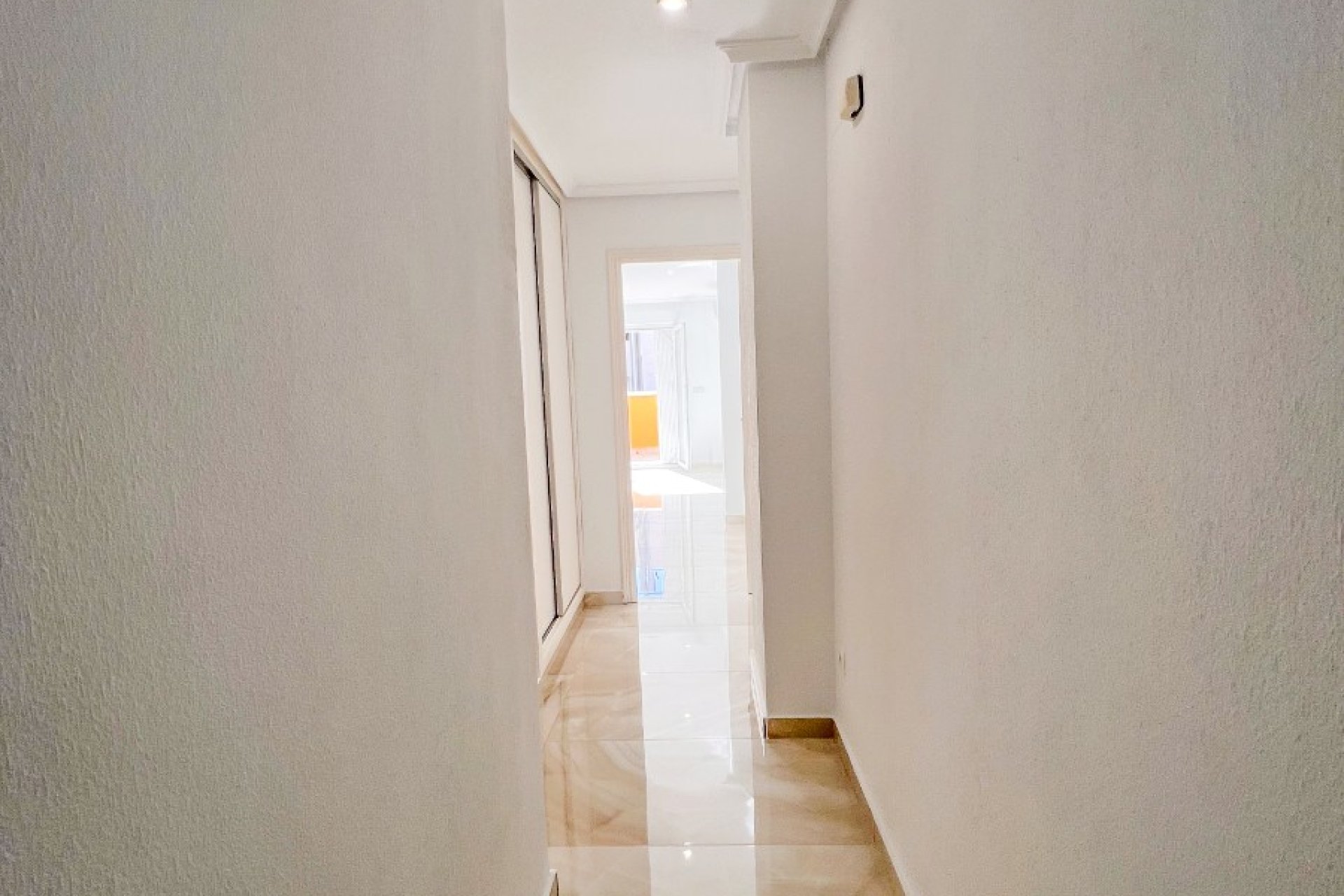 Resale - Apartment / flat - Torrevieia - Torrevieja