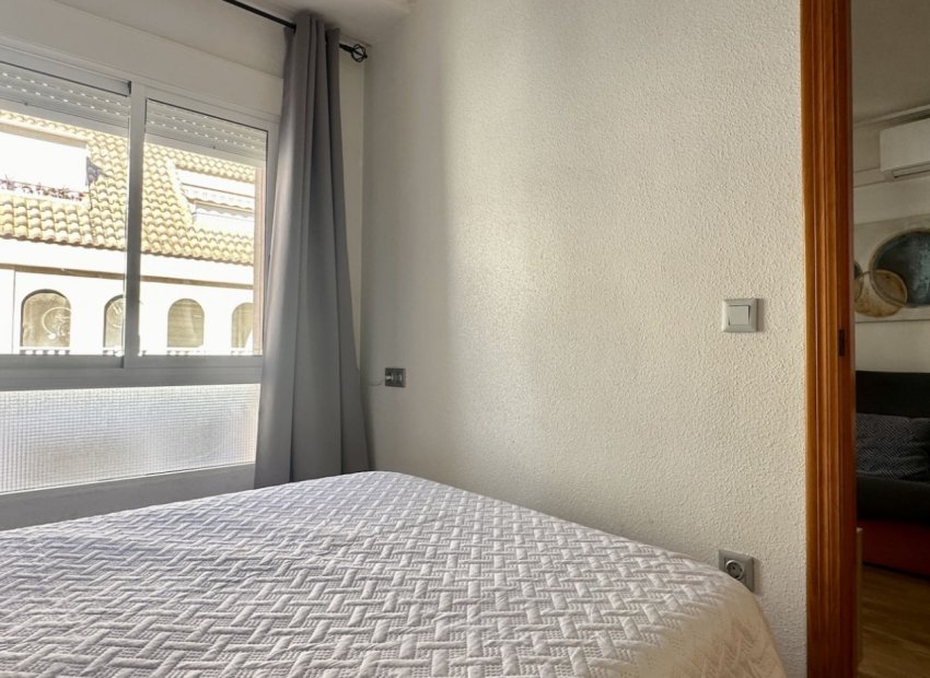 Resale - Apartment / flat - Torrevieia - Torrevieja