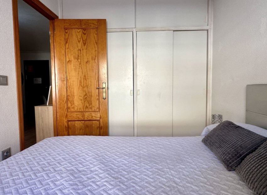 Resale - Apartment / flat - Torrevieia - Torrevieja