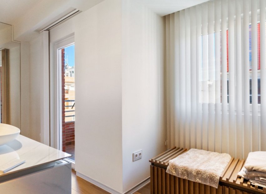 Resale - Apartment / flat - Torrevieia - Torrevieja