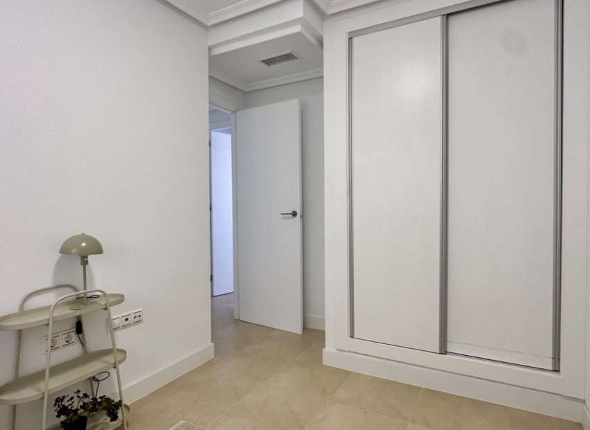 Resale - Apartment / flat - Torrevieia - Torrevieja