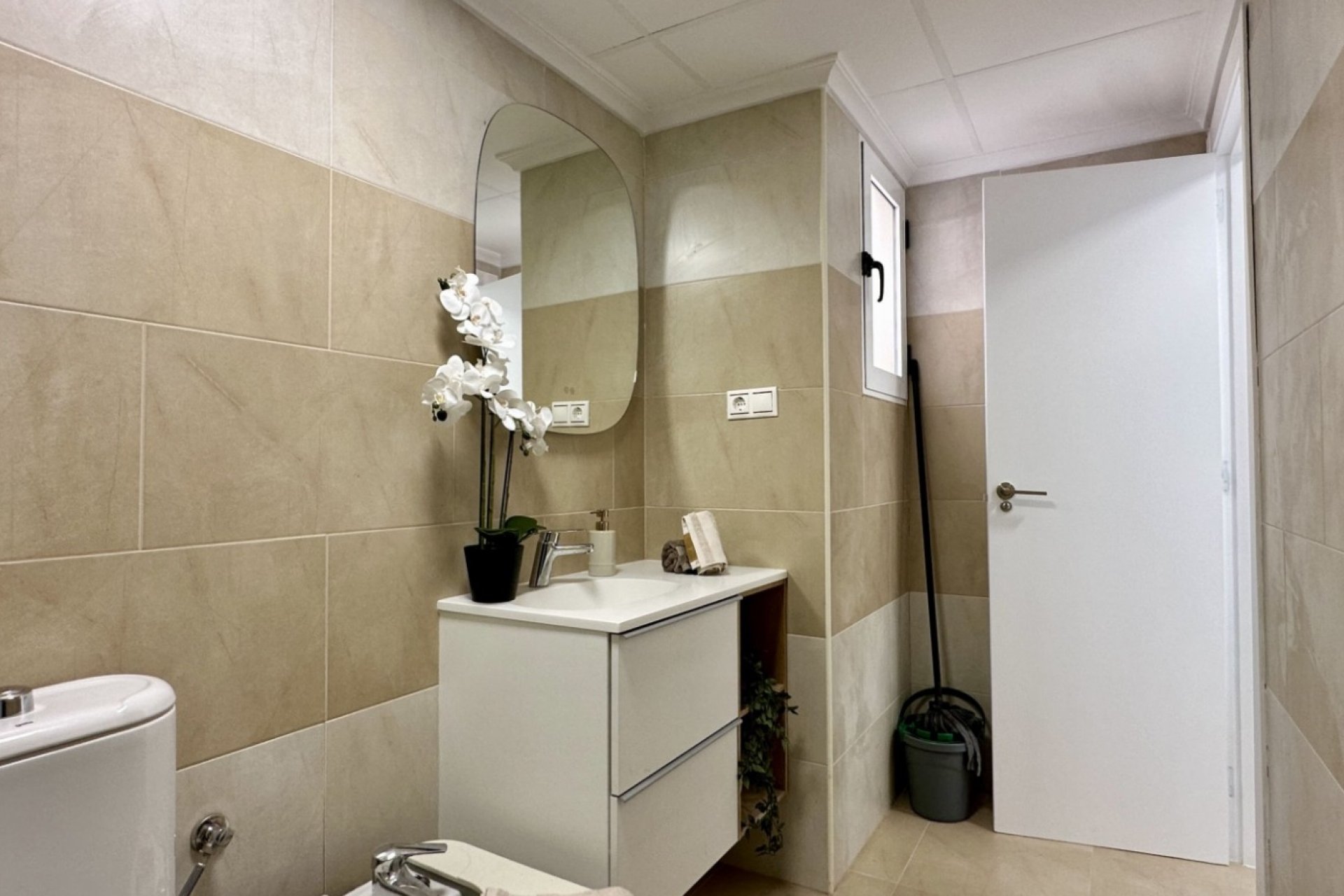 Resale - Apartment / flat - Torrevieia - Torrevieja