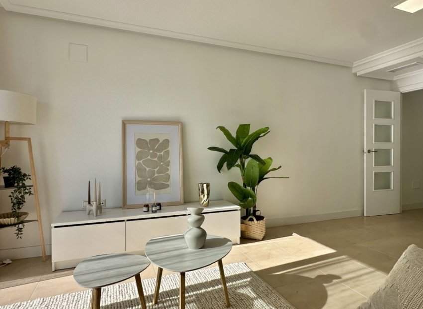 Resale - Apartment / flat - Torrevieia - Torrevieja