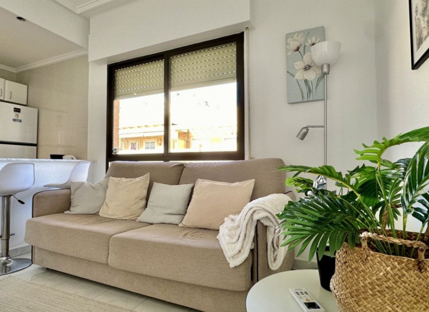 Resale - Apartment / flat - Torrevieia - Torrevieja