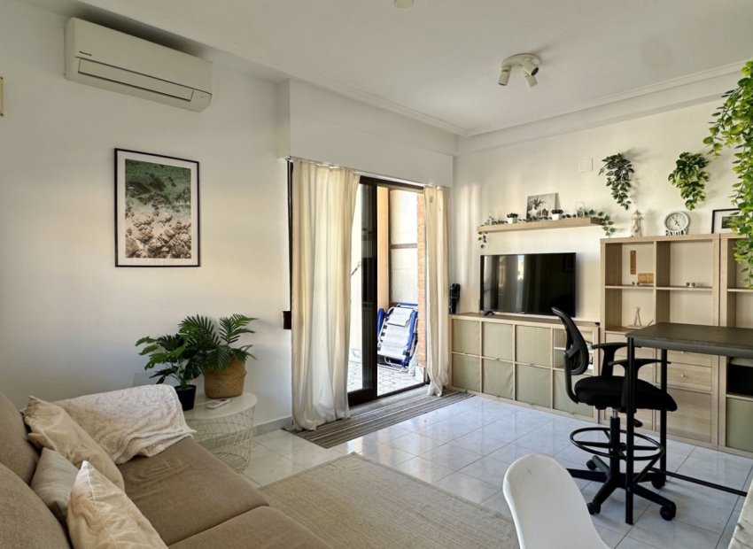 Resale - Apartment / flat - Torrevieia - Torrevieja