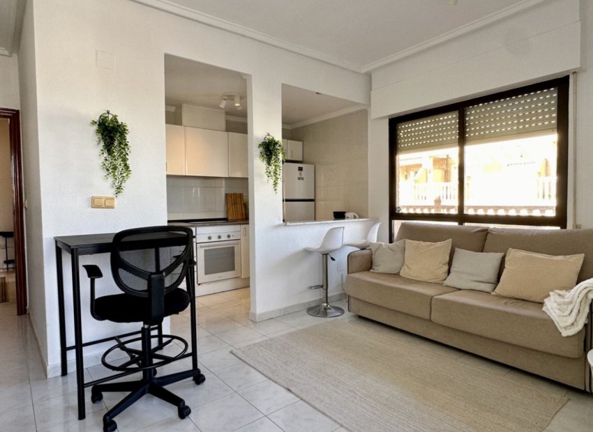 Resale - Apartment / flat - Torrevieia - Torrevieja