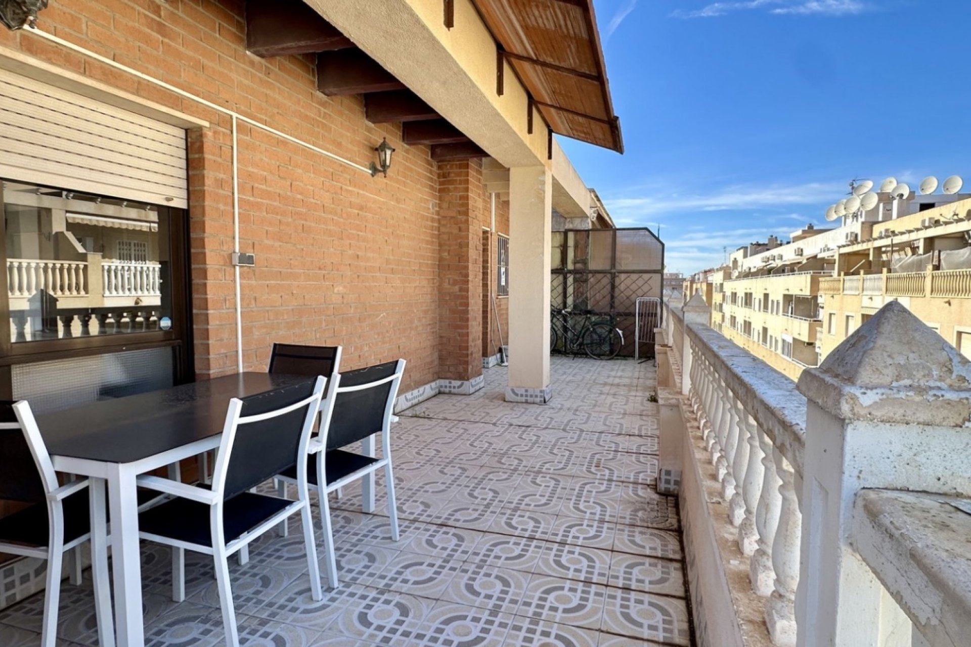 Resale - Apartment / flat - Torrevieia - Torrevieja
