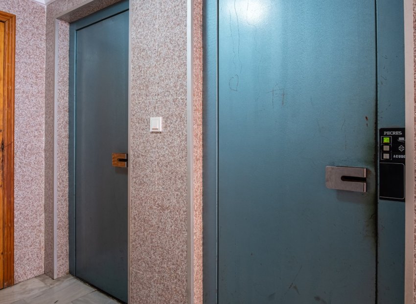 Resale - Apartment / flat - Torrevieia - Torrevieja