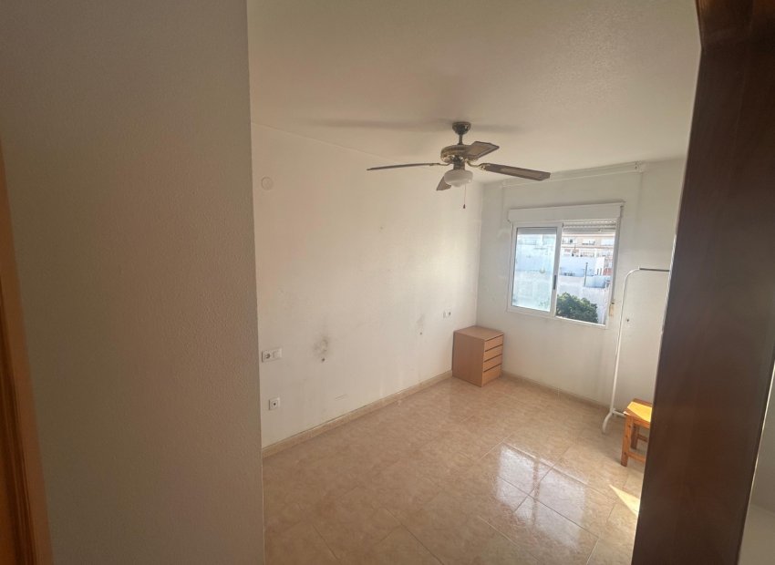 Resale - Apartment / flat - Torrevieia - Torrevieja