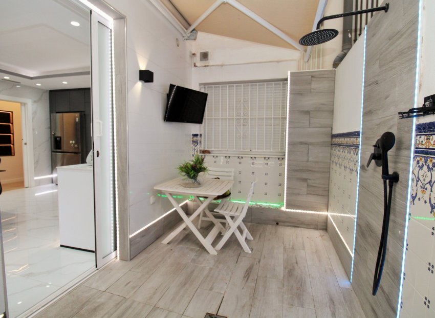 Resale - Apartment / flat - Torrevieia - Torrevieja
