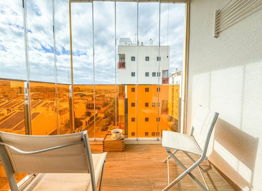 Resale - Apartment / flat - Torrevieia - Torrevieja