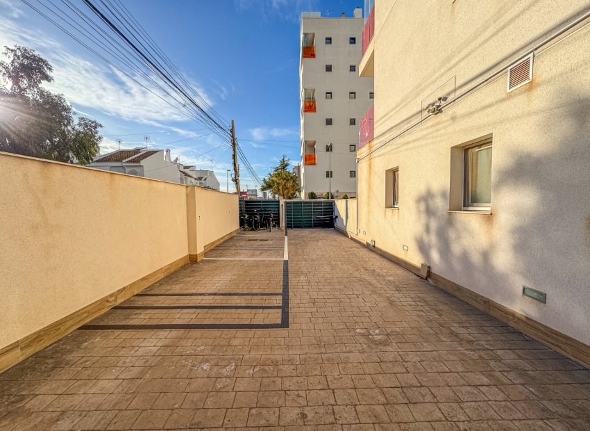 Resale - Apartment / flat - Torrevieia - Torrevieja