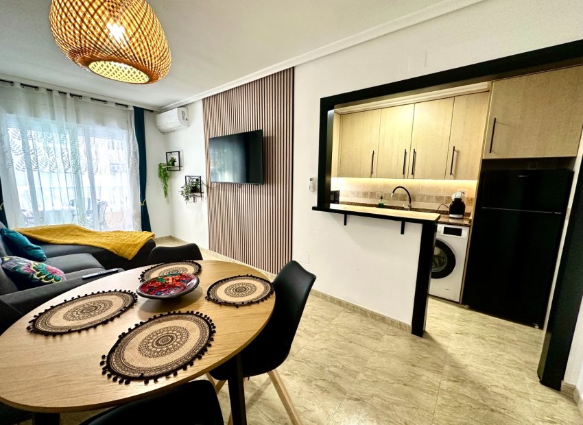 Resale - Apartment / flat - Torrevieia - Torrevieja