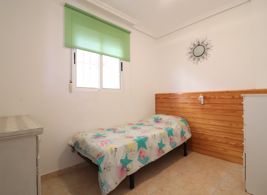 Resale - Apartment / flat - Torrevieja - San Luis