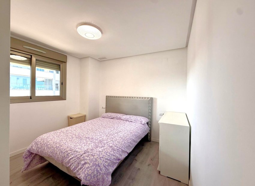 Resale - Apartment / flat - Villamartín - Los Dolses