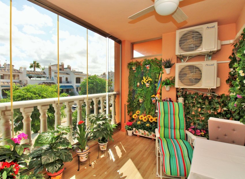 Resale - Apartment / flat - Villamartín - PAU 8