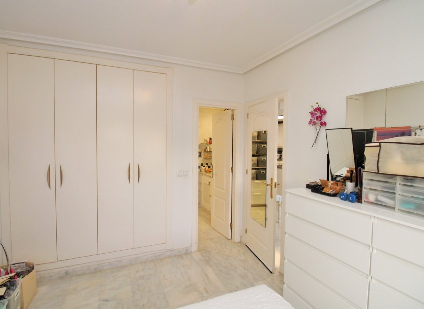 Resale - Apartment / flat - Villamartín - PAU 8