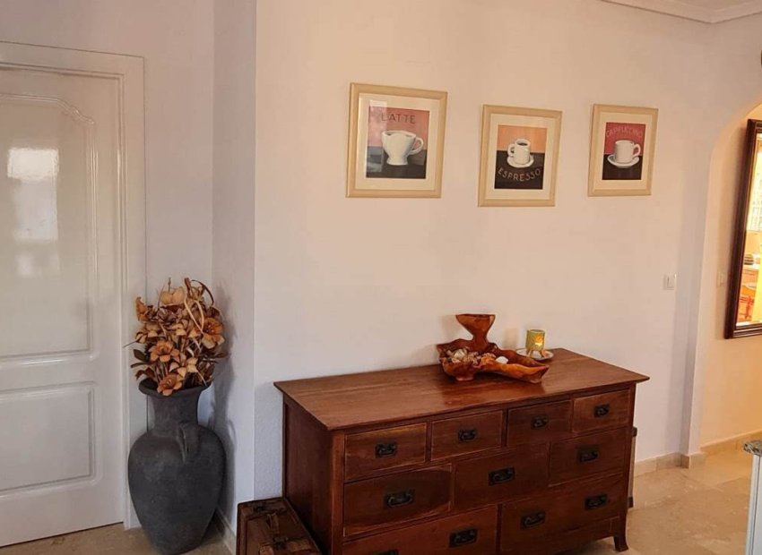 Resale - Apartment / flat - Villamartín - PAU 8