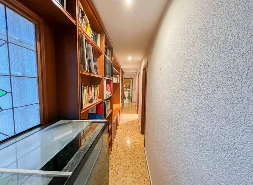 Resale - Apartments - Flats - Alicante - Center