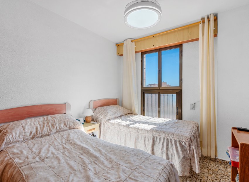 Resale - Apartments - Flats - Arenales del Sol - Segunda linea playa